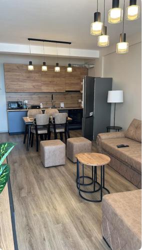 Photo de la galerie de l'établissement Marina Bay Apartament 1, à Vlorë