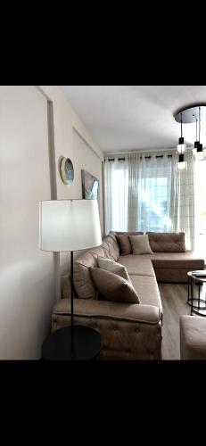 Photo de la galerie de l'établissement Marina Bay Apartament 1, à Vlorë