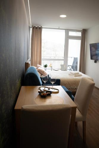 Μια τηλεόραση ή/και κέντρο ψυχαγωγίας στο Apartament Ustroń 20