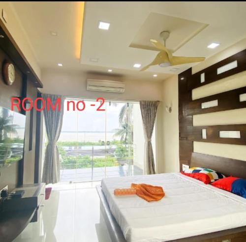 Una cama o camas en una habitación de Riviera