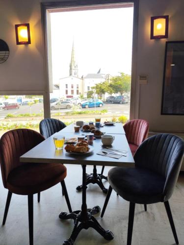 Ruang duduk di Hôtel Saint Jacques
