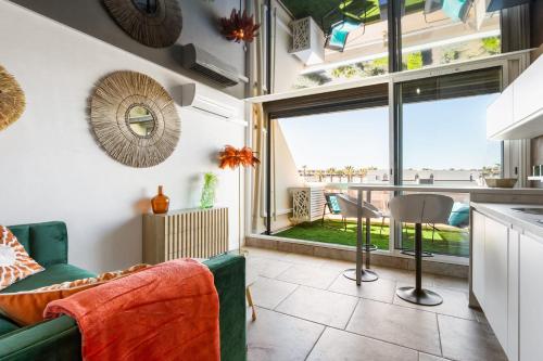 Le Téquila Renovated Apartment with Sunny Terrace in the Cap dAgde