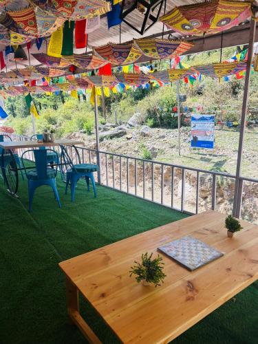 Gallery image of The Backpacker Storeys in Bīr