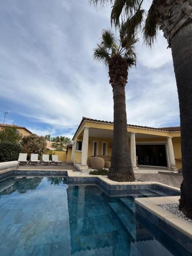 Villa Yoléa avec piscine privée au Grau du Roi Vacances de rêve