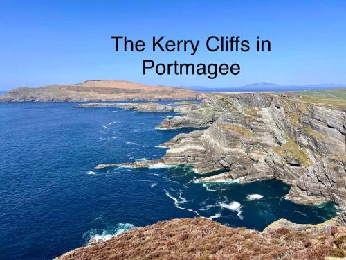 a view of the kertyty cliffs in porturance at Beautiful newly renovated farmhouse in Gortatlea