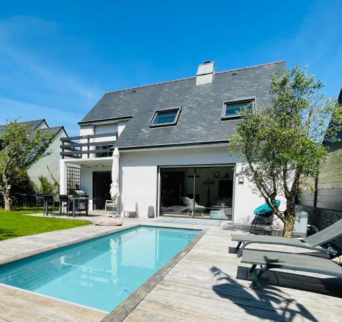 Villa Larmor-Plage 8 personnes avec piscine