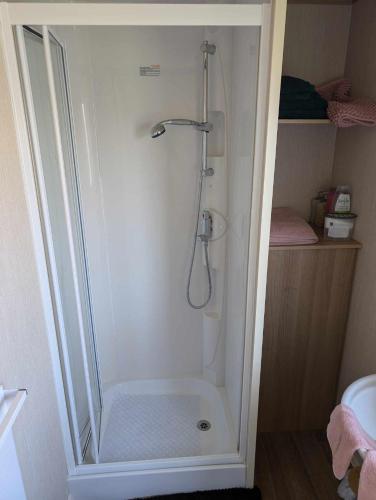 Ένα μπάνιο στο Lyons Robin Hood Holiday Park