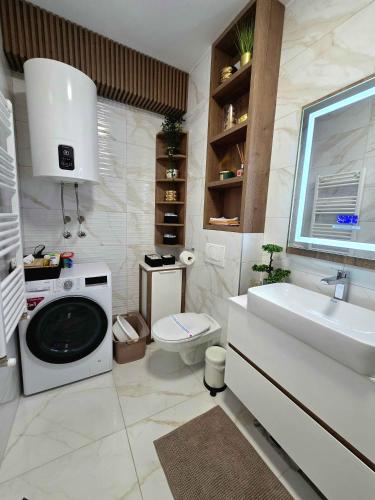 Ένα μπάνιο στο Oaza apartmani