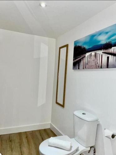 Koupelna v ubytování Warmley Flat by Pulse Properties