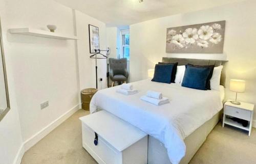 Katil atau katil-katil dalam bilik di Warmley Flat by Pulse Properties