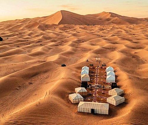 Fotografie z fotogalerie ubytování Yalla Luxury Camp Morocco v destinaci Merzouga