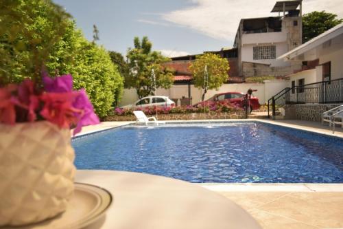 Bazén v ubytování Quinta La Alborada nebo v jeho okolí