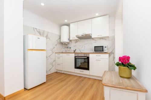 Modern Bairro Alto Apartments