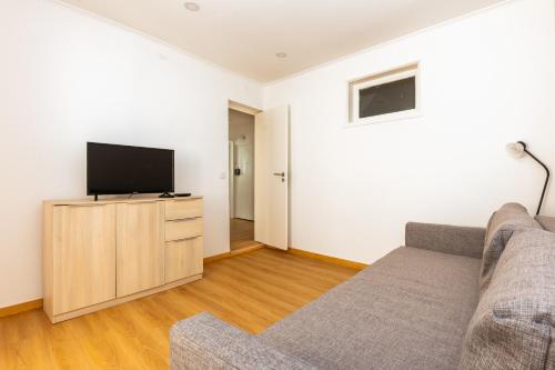 Modern Bairro Alto Apartments
