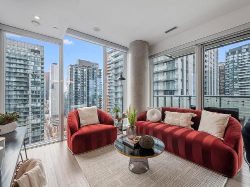 Χώρος καθιστικού στο The Aventi Suites - Downtown Toronto - Across TIFF Bell Lightbox