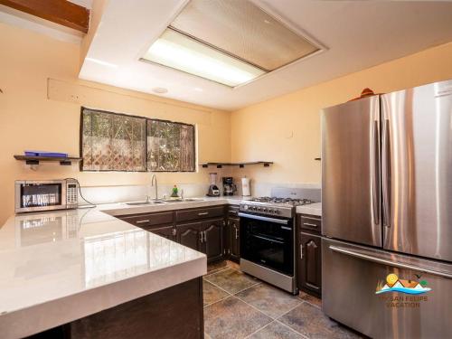 Kuchyň nebo kuchyňský kout v ubytování Casa Habana as seen in the movie Inferno