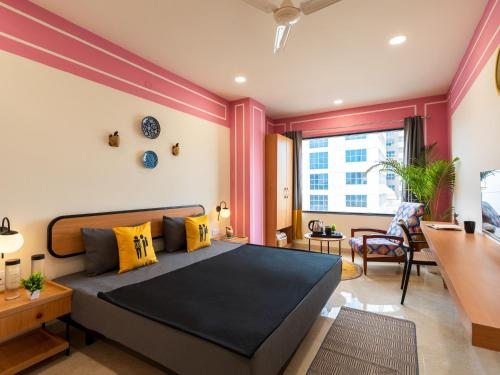 Postel nebo postele na pokoji v ubytování The Hosteller Jaipur, MI Road