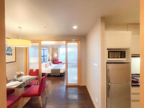 Cuisine ou kitchenette dans l'établissement Sora Resort & Suites Sukhumvit