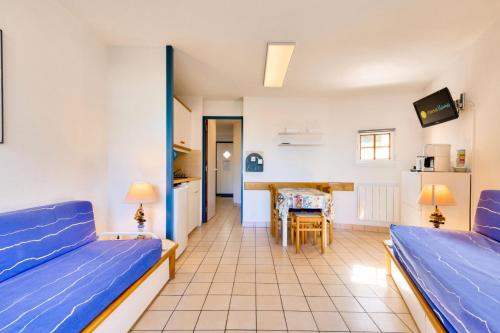 Postel nebo postele na pokoji v ubytování Résidence Port Bourgenay - maeva Home - Appartement 2 pièces 5 personnes - Sélection MAE-1251