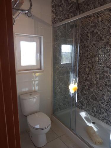 Spacious Villa Lara Estoi with heated pool
