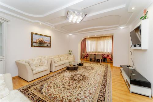 3 rooms apartment in the center city in Chisinau