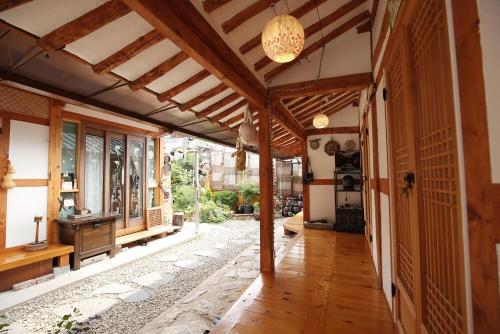 Φωτογραφία από το άλμπουμ του Jeonju Kkotjam Pension σε Jeonju