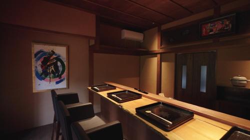 TV/trung tâm giải trí tại KAWAZU Gastronomy & Traditional Inn