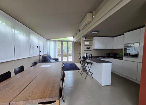 Home 12
