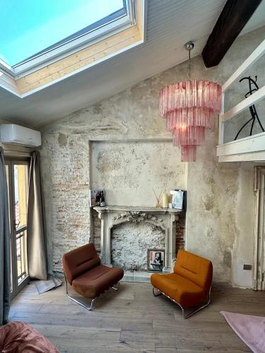 Charming and Design Attic Loft Central Milan in coolest area Navigli Ticinese photo 26