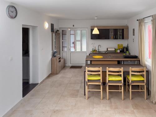 Foto dalla galleria di Ceres Apartments a Utjeha