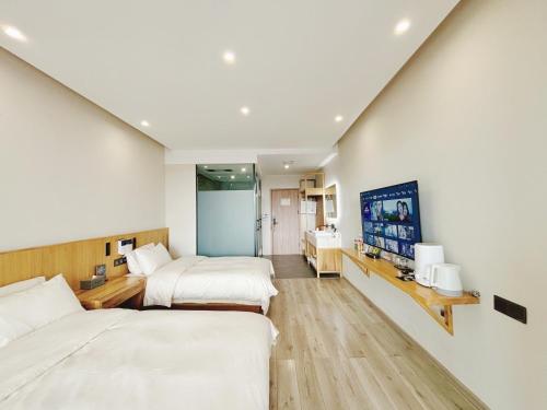 Katil atau katil-katil dalam bilik di Wake Up In Snow Capped Peaks