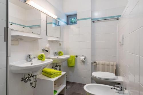 Un baño de Passerhaus Schenna