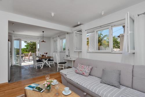 Apartment Bracera