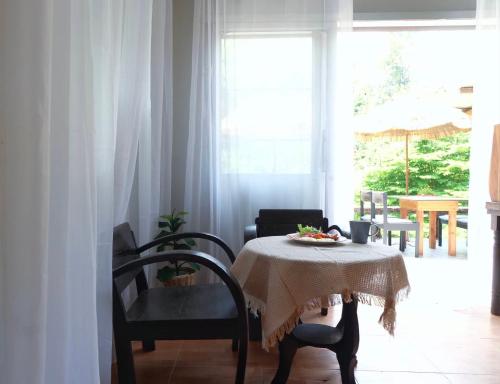 Χώρος καθιστικού στο Sai Nam Wang Lodge