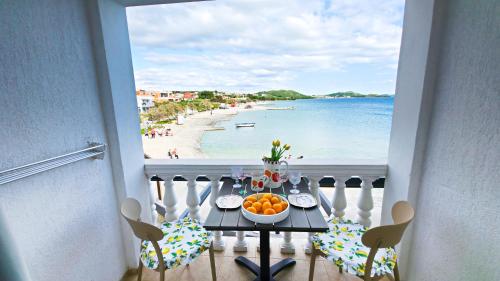 Beachfront Apartment - Janice Beach Pakoštane - Adults Only