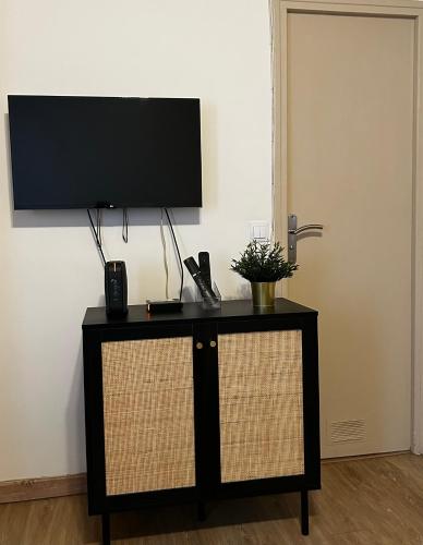 Montparnasse Studio