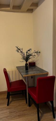 Montparnasse Studio