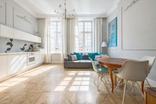 Old Town Mariacka by NorthSide Apartments