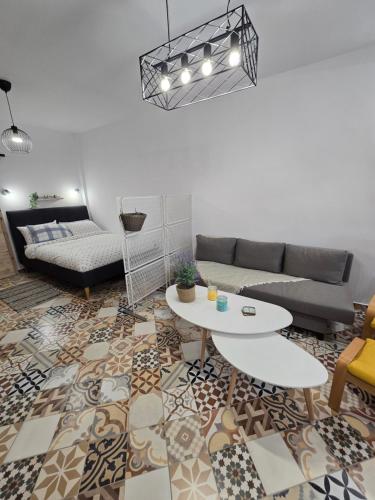 Kiki's comfort stay in West Athens