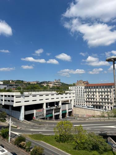 Spacieux T3 80m2 plein centre presque ile ! photo 7