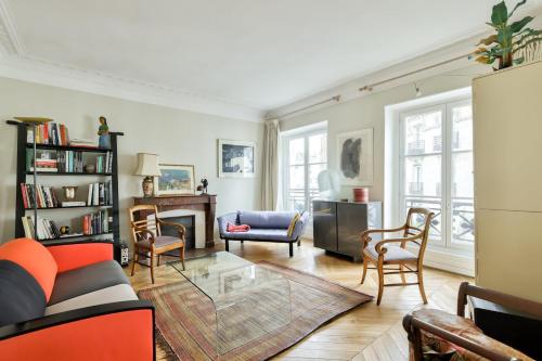 Chic Retreat, Central Marais