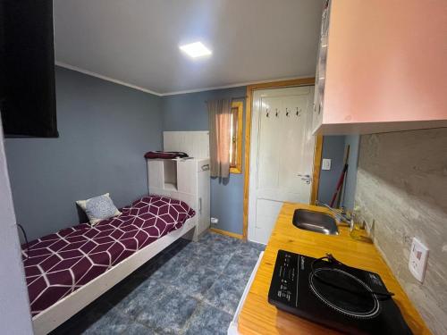 Η κουζίνα ή μικρή κουζίνα στο Tiny Canela