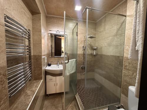 Koupelna v ubytování Hin Yerevantsi Hotel