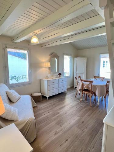 138 - Roses des Sables Ocean View Full Village Center