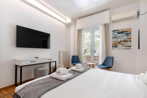 Viora - Stunning Deluxe Studio in Athens