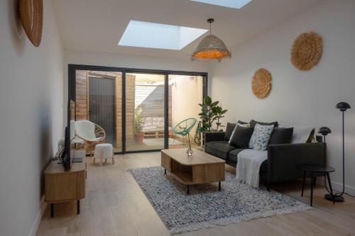 La Maison Scandi-Loire Classée 3 étoiles à ORLEANS en bord de Loire - 3 chambres avec Garage