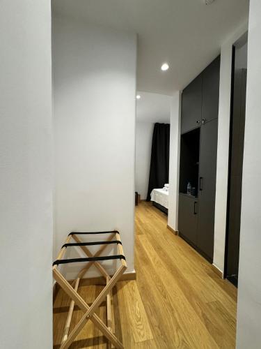 Downtown Modern Studio