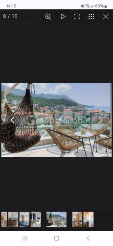 two pictures of a hammock with a view of a city at Апартаменты Бечичи in Kravlja