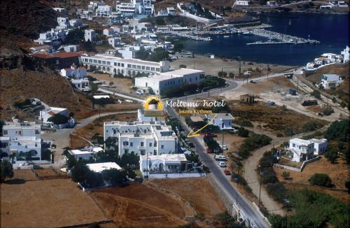 Foto dalla galleria di Meltemi Hotel Kythnos-Loutra a Loutrá
