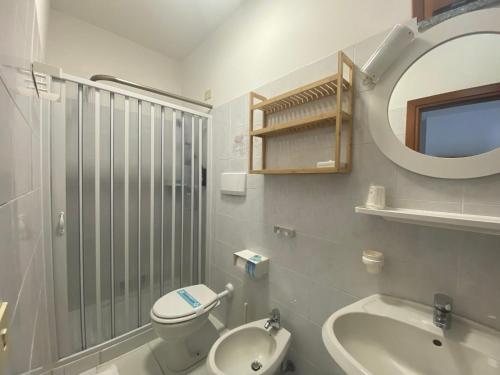 Koupelna v ubytování Hotel Lorenza B&B e Mini Suite